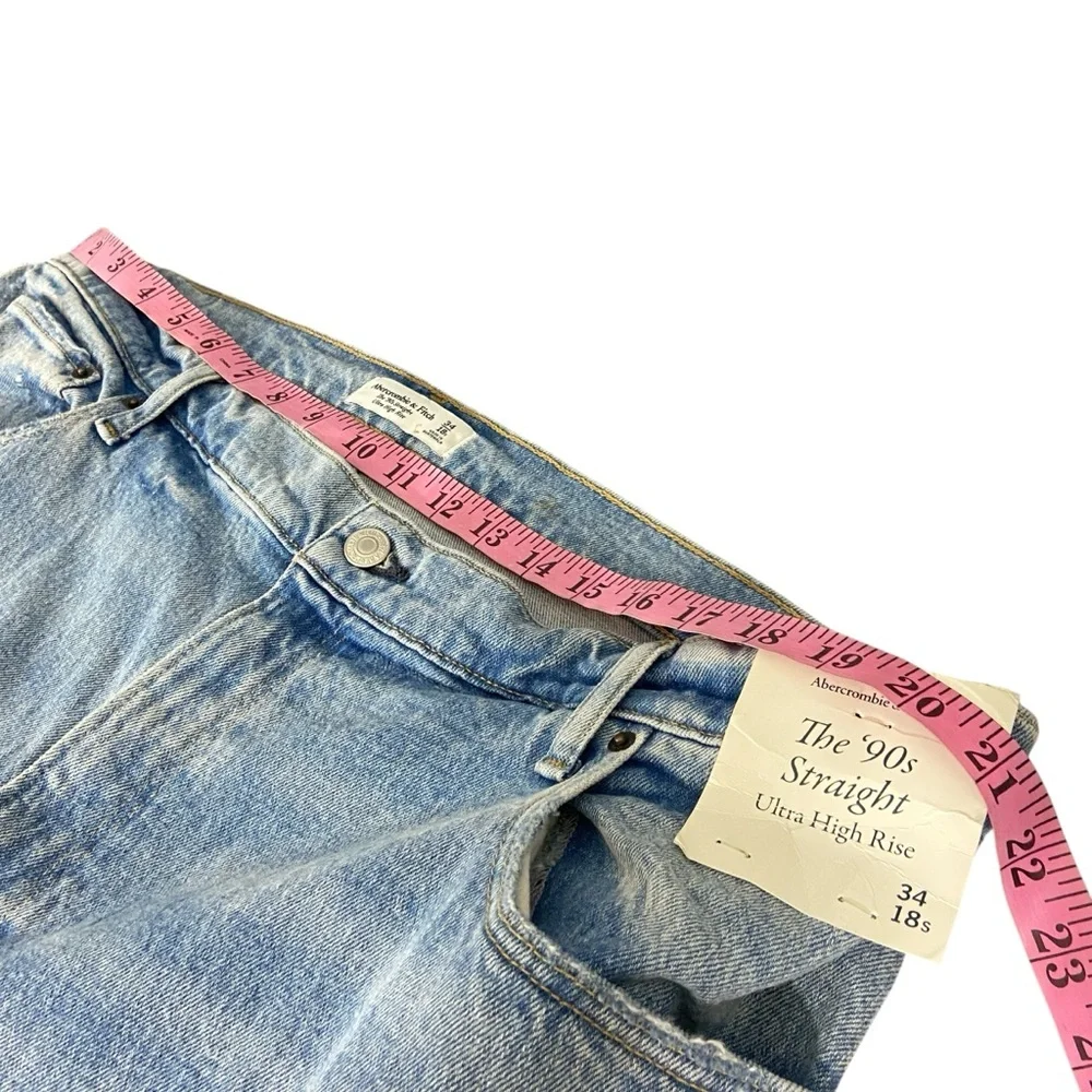 Abercrombie & Fitch The 90’s Straight Ultra High Rise Jean - Picture 6 of 13